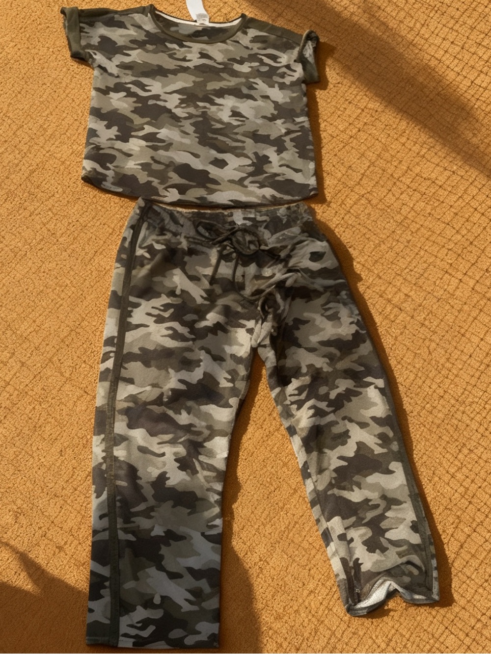 🍓⭐️Lucky 🍀 Brand Loungewear Size M🍓⭐️